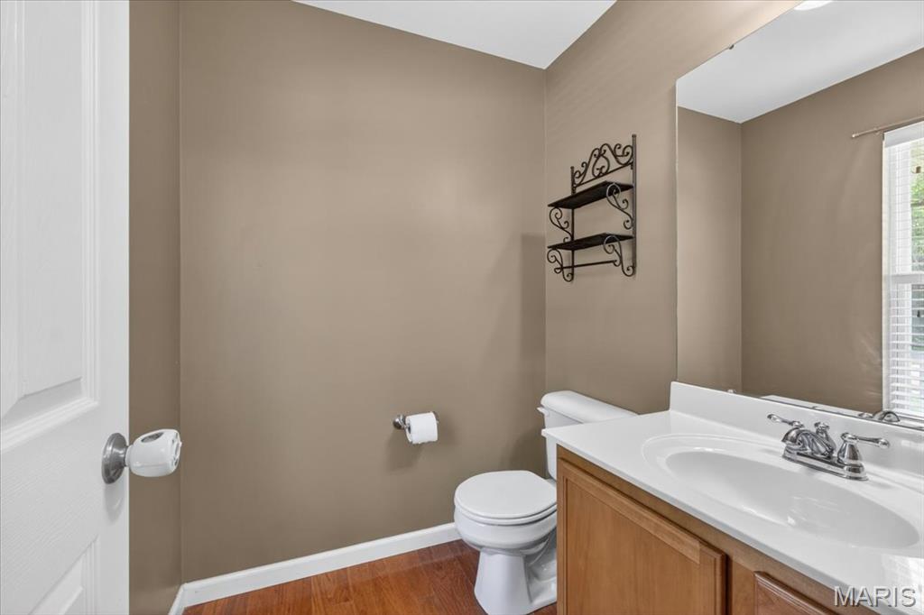 2562 Lakeshore Drive, Columbia, IL, 62236-2669