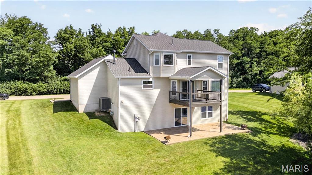 2562 Lakeshore Drive, Columbia, IL, 62236-2669