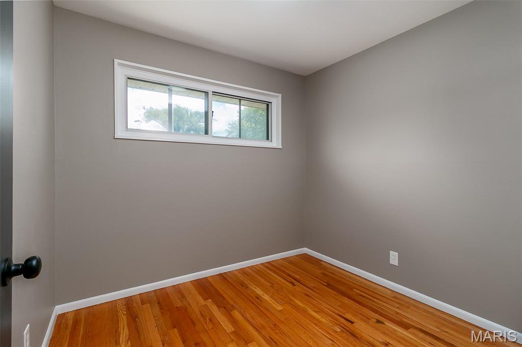 5685 Parchester Drive, Normandy, MO, 63121