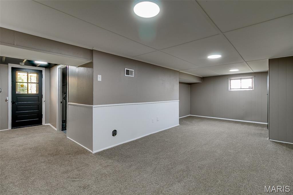 5685 Parchester Drive, Normandy, MO, 63121