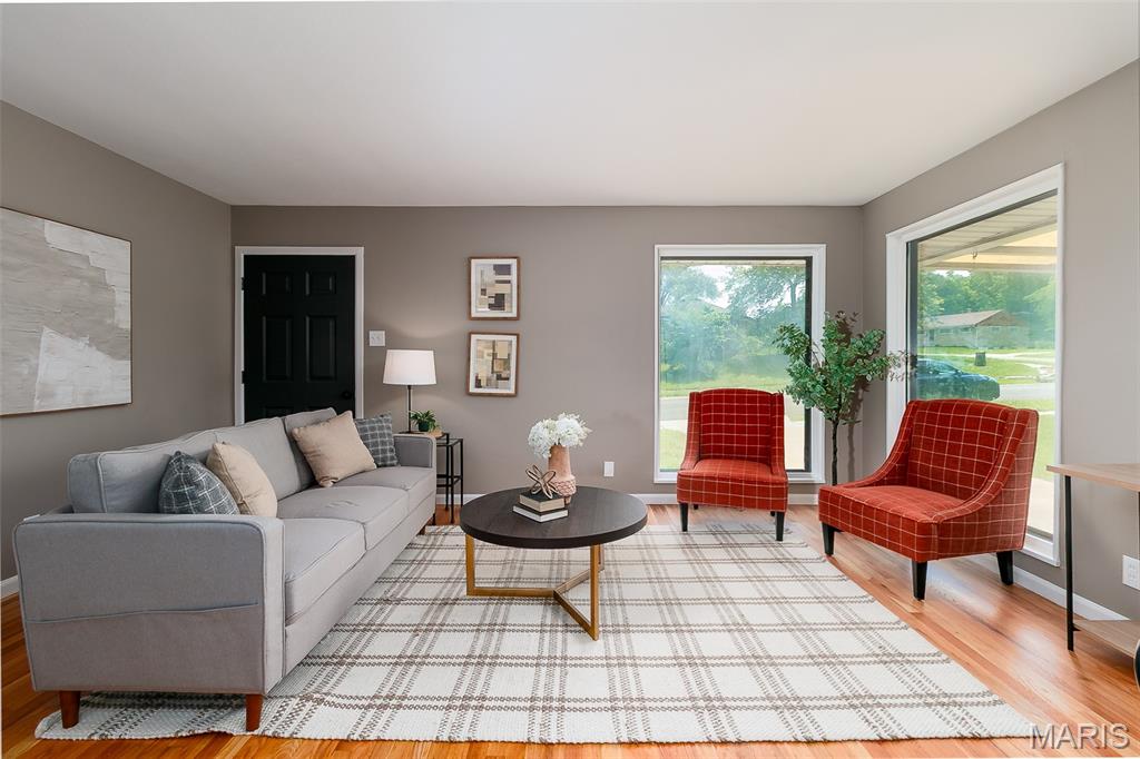 5685 Parchester Drive, Normandy, MO, 63121