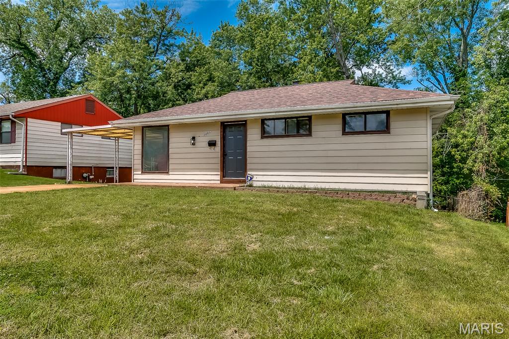 5685 Parchester Drive, Normandy, MO, 63121