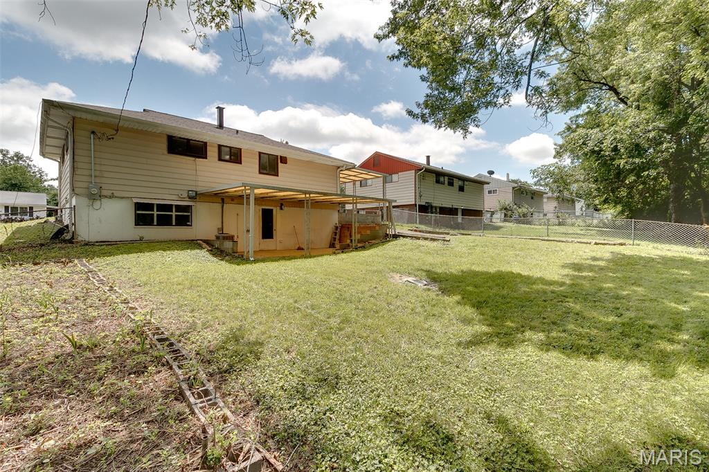 5685 Parchester Drive, Normandy, MO, 63121