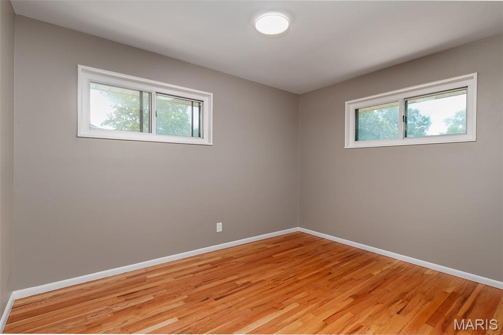 5685 Parchester Drive, Normandy, MO, 63121