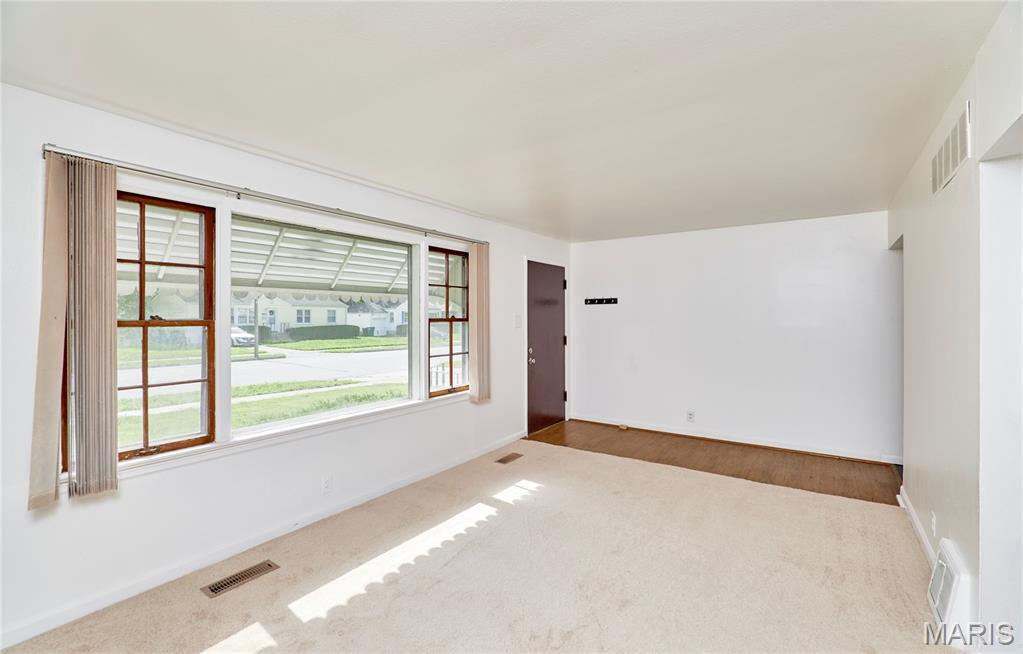 10075 Coburg Lands Drive, St Louis, MO, 63137
