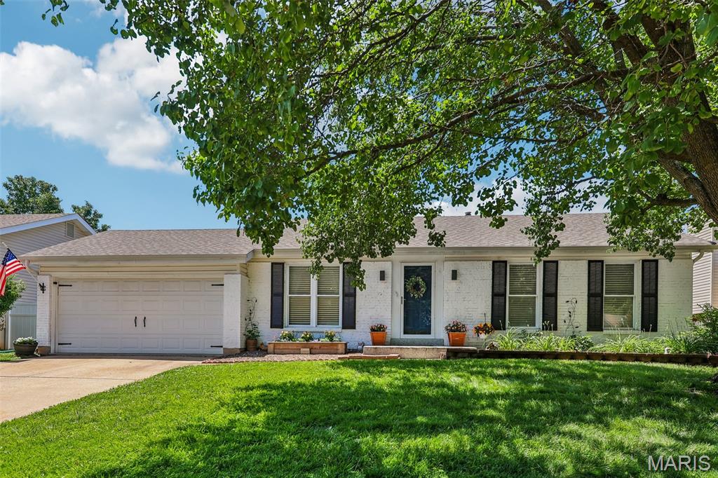 547 Schrader Farm Drive, St Peters, MO, 63376