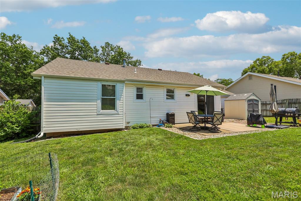 547 Schrader Farm Drive, St Peters, MO, 63376