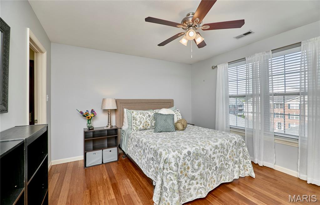 11087 Gravois Road #302, St Louis, MO, 63126