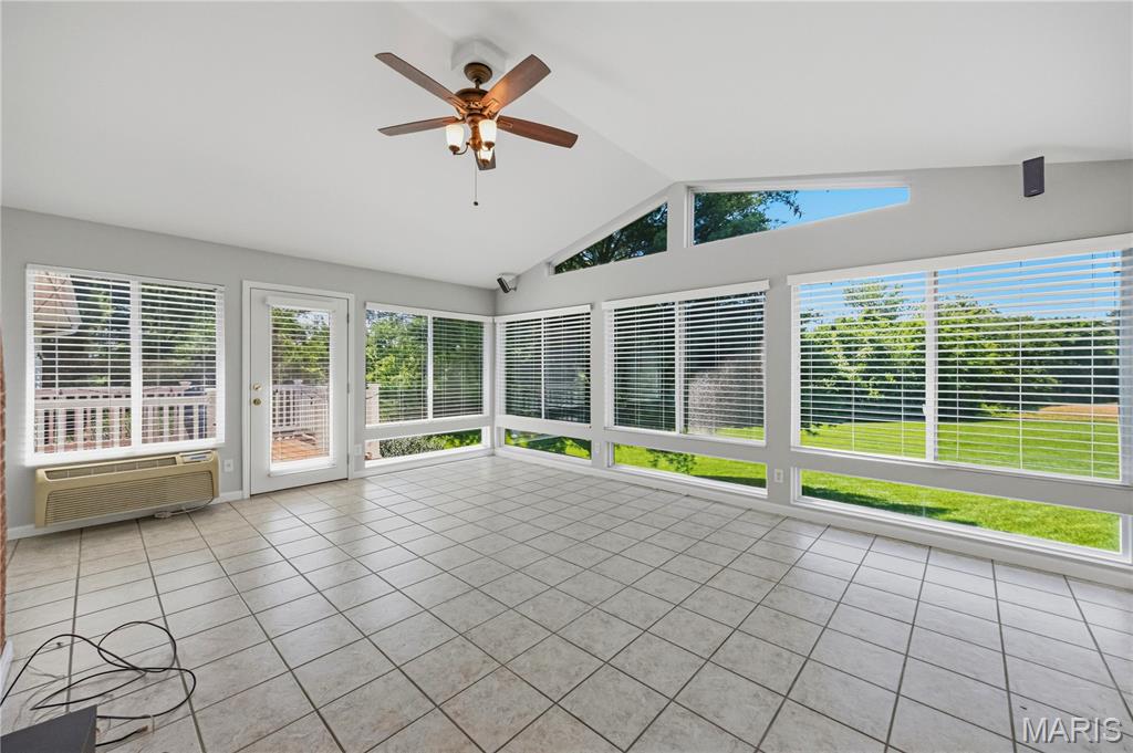 5326 Konarcik Road, Waterloo, IL, 62298-3138