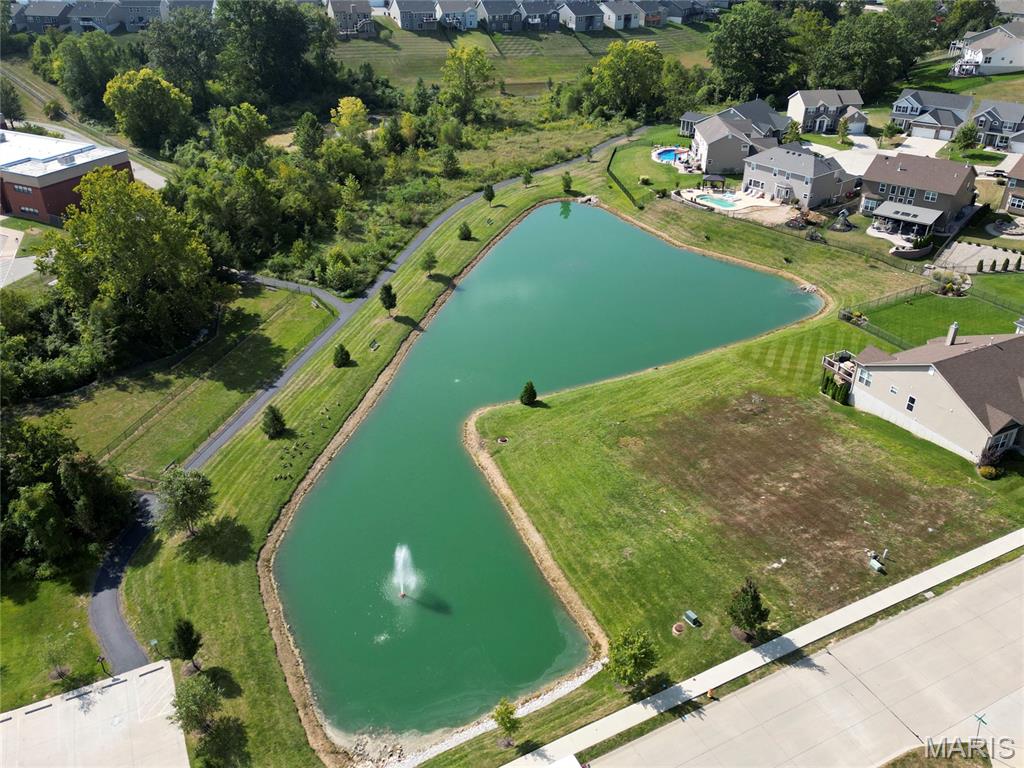 819 Cedar Bluff Way, Fenton, MO, 63026