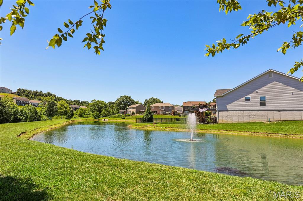 819 Cedar Bluff Way, Fenton, MO, 63026