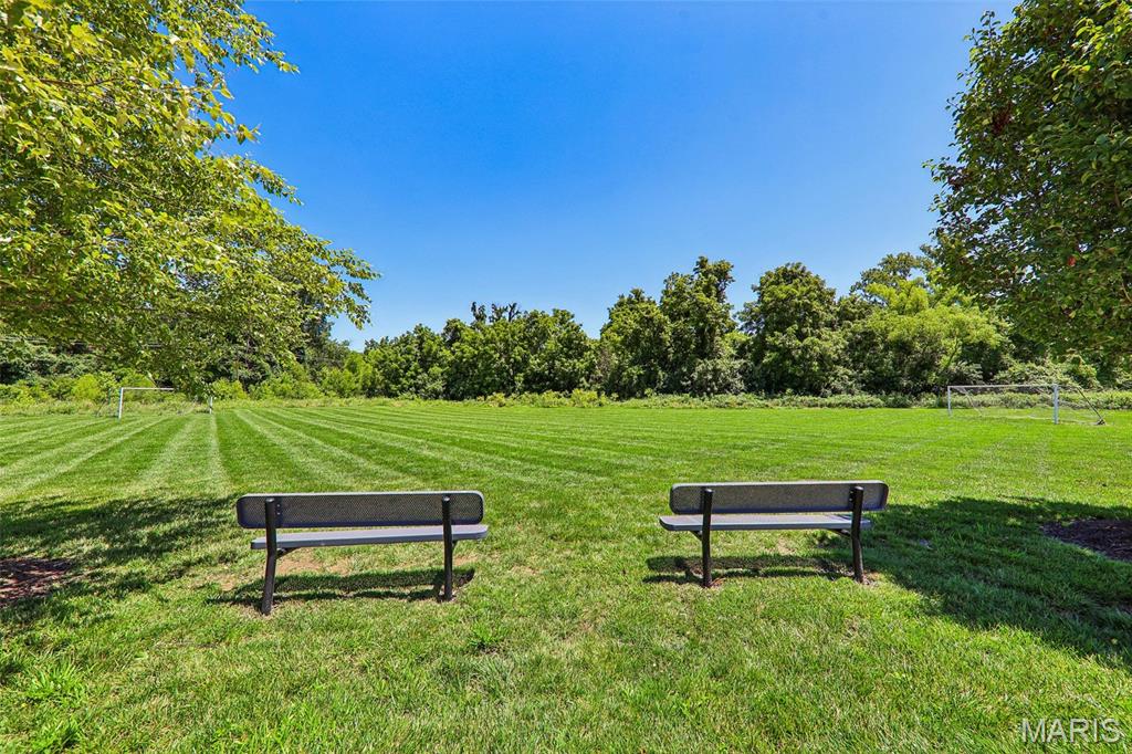 819 Cedar Bluff Way, Fenton, MO, 63026