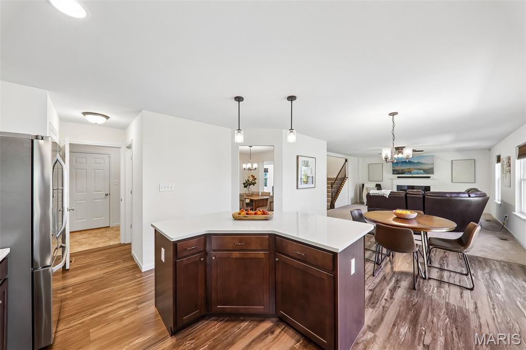819 Cedar Bluff Way, Fenton, MO, 63026