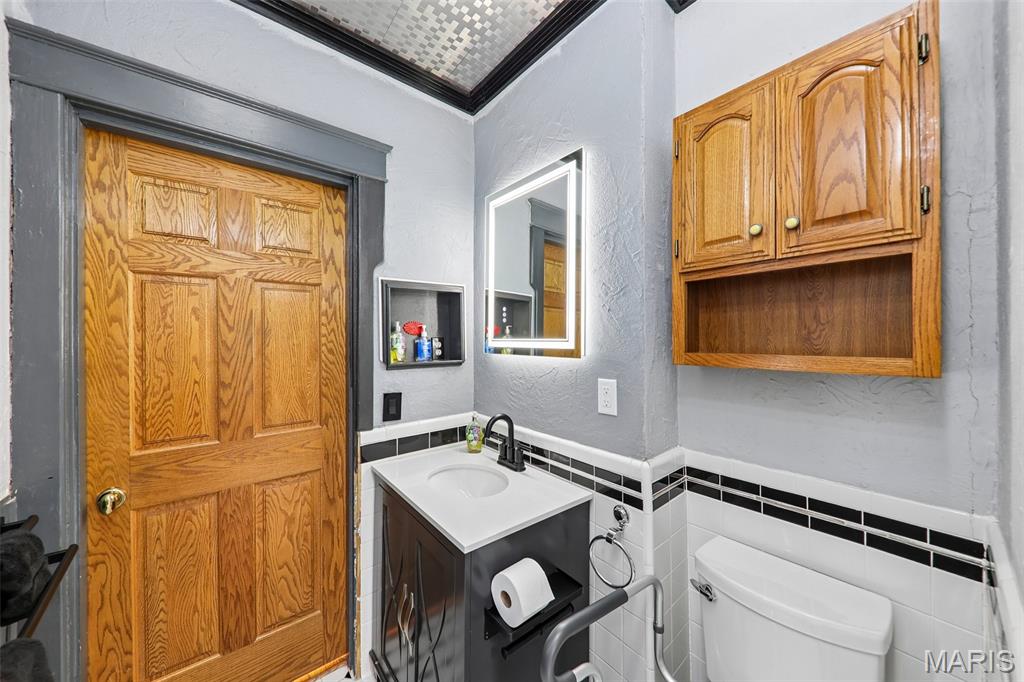 112 N Harrison Avenue, Kirkwood, MO, 63122