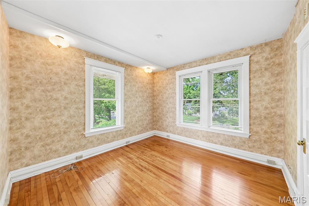 112 N Harrison Avenue, Kirkwood, MO, 63122