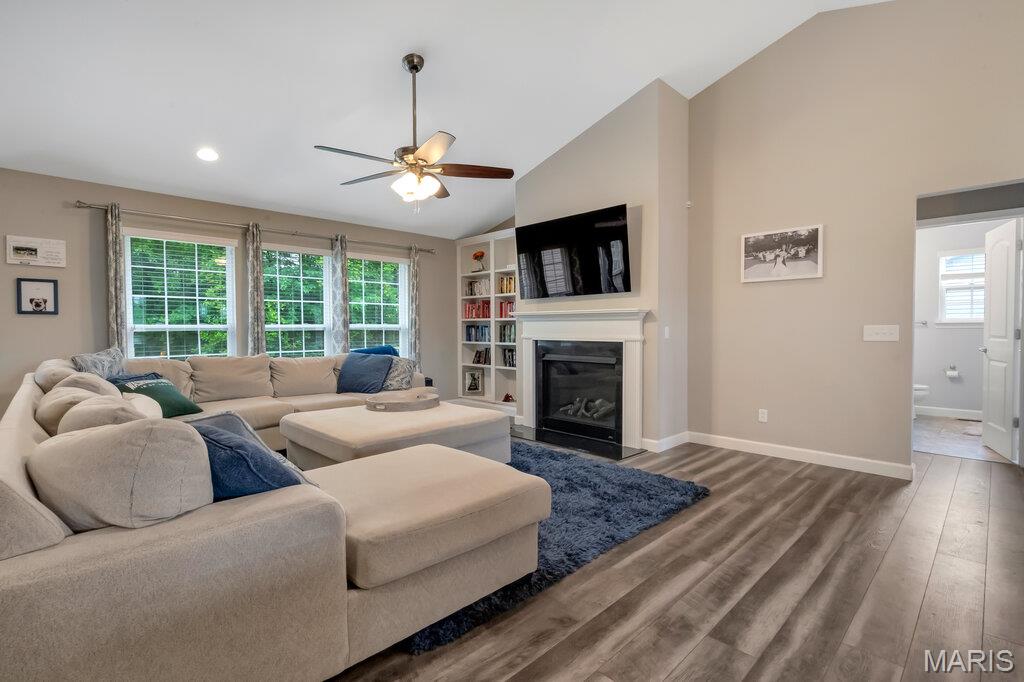 2350 Lake Shore Drive, Columbia, IL, 62236