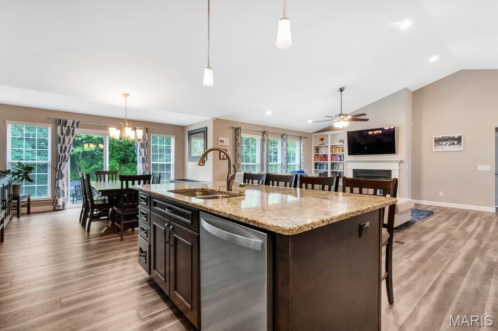 2350 Lake Shore Drive, Columbia, IL, 62236