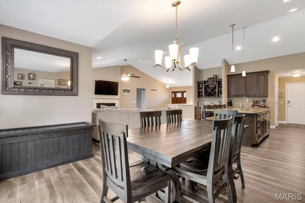 2350 Lake Shore Drive, Columbia, IL, 62236