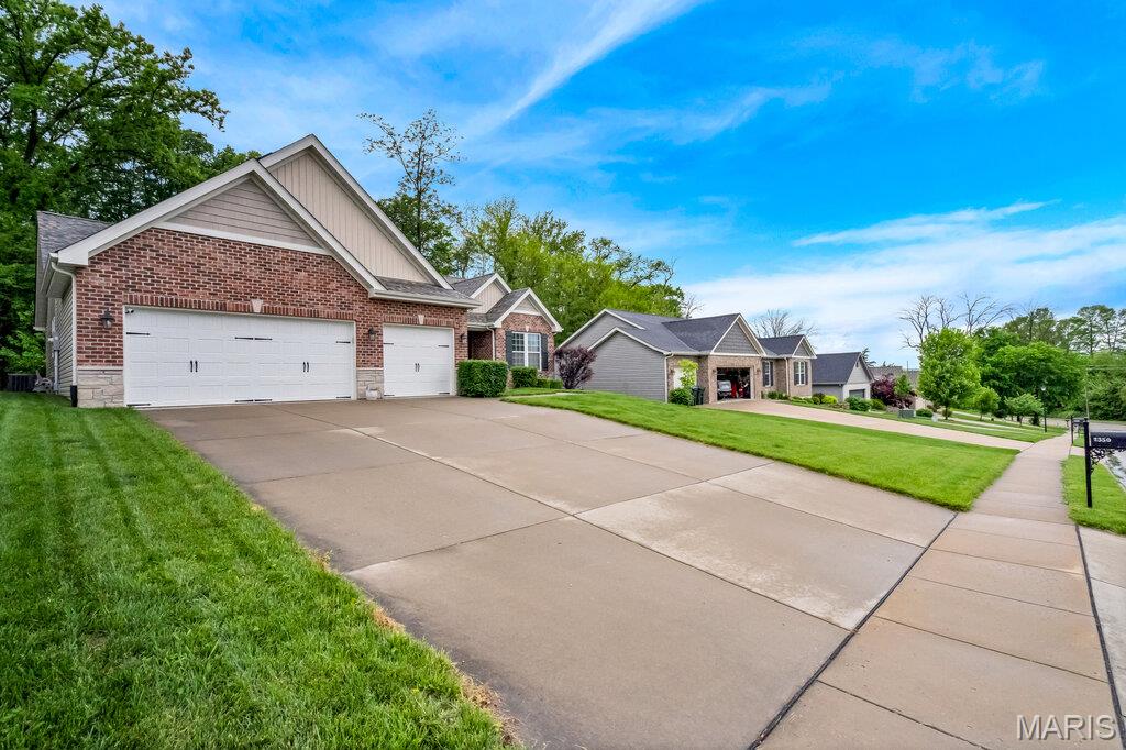 2350 Lake Shore Drive, Columbia, IL, 62236