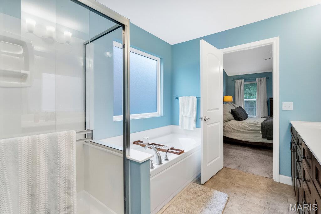 2350 Lake Shore Drive, Columbia, IL, 62236