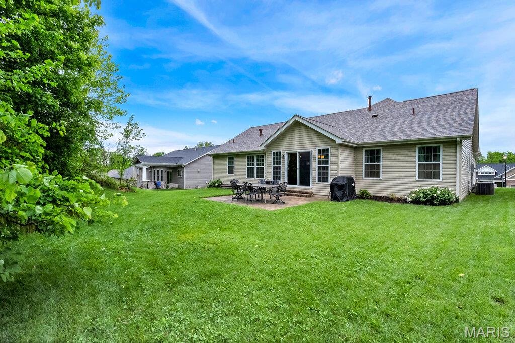 2350 Lake Shore Drive, Columbia, IL, 62236