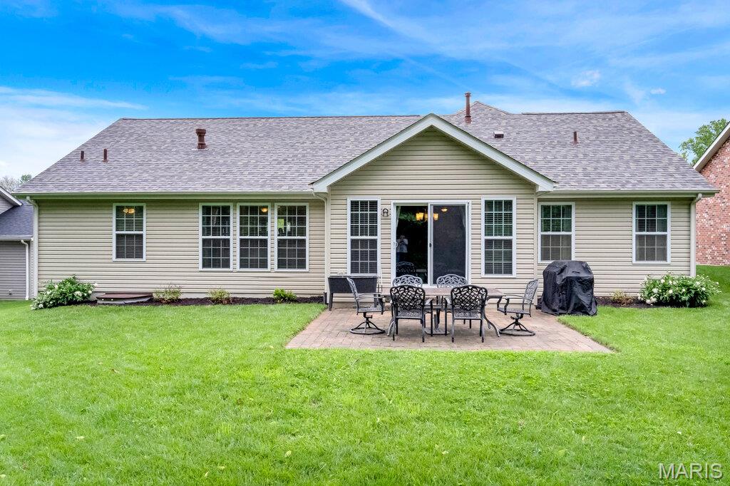 2350 Lake Shore Drive, Columbia, IL, 62236
