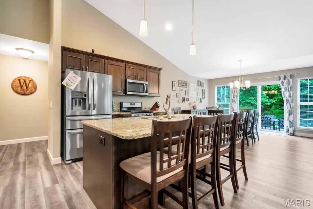 2350 Lake Shore Drive, Columbia, IL, 62236