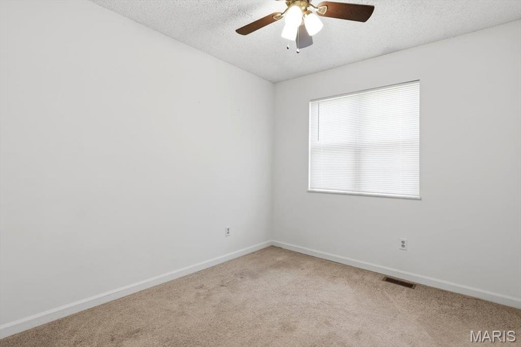 1736 Redbird Cove, St Louis, MO, 63144