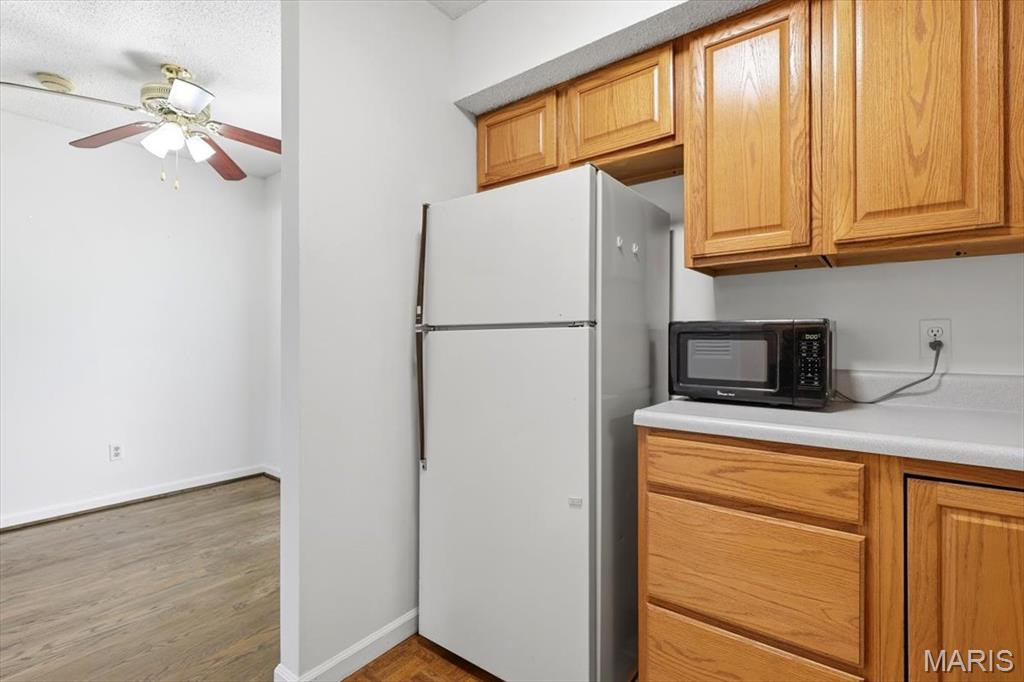1736 Redbird Cove, St Louis, MO, 63144