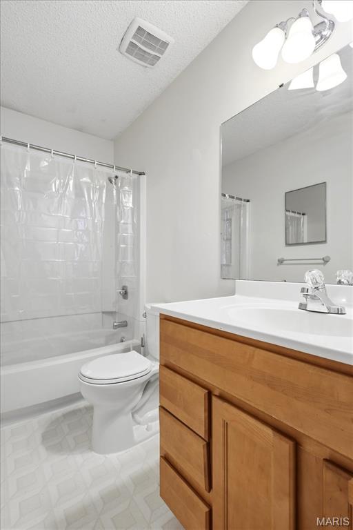 1736 Redbird Cove, St Louis, MO, 63144
