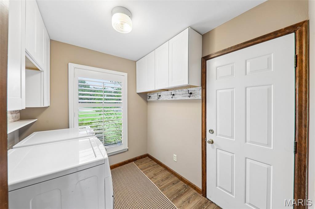 240 Whiting Lane, Chesterfield, MO, 63005