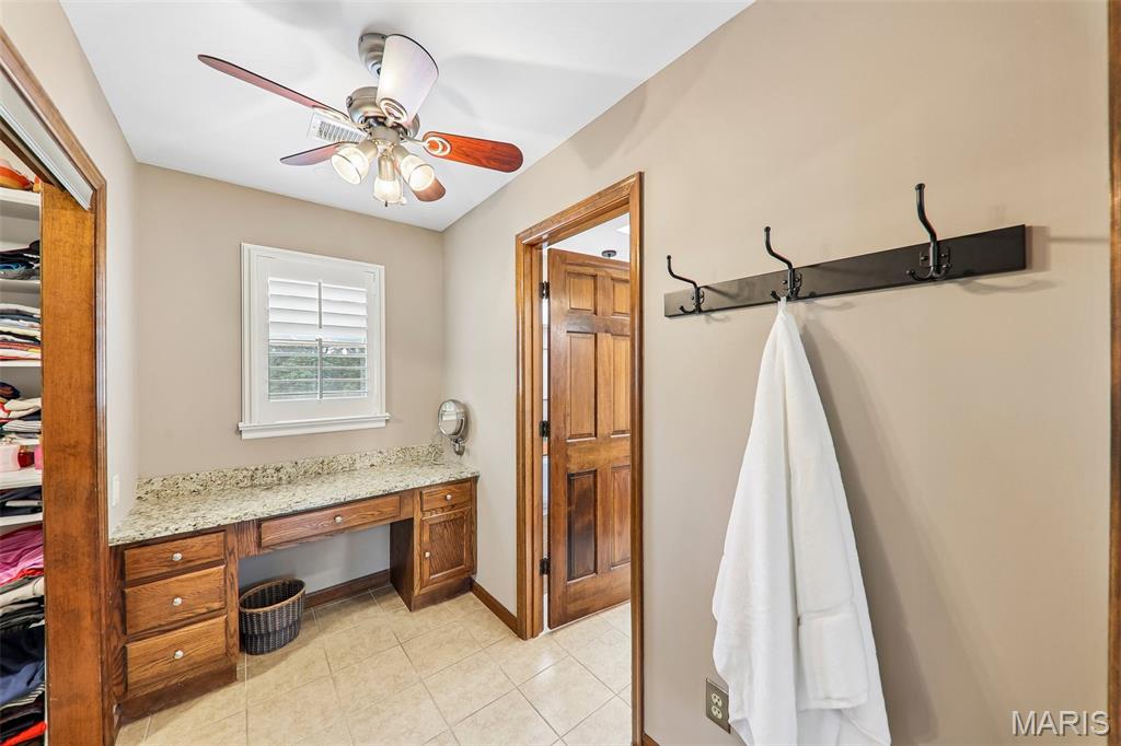 240 Whiting Lane, Chesterfield, MO, 63005