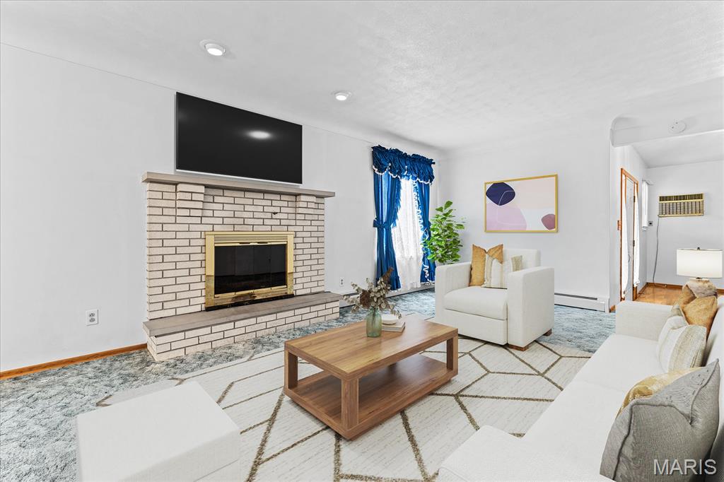 215 Lowell Drive, Columbia, IL, 62236