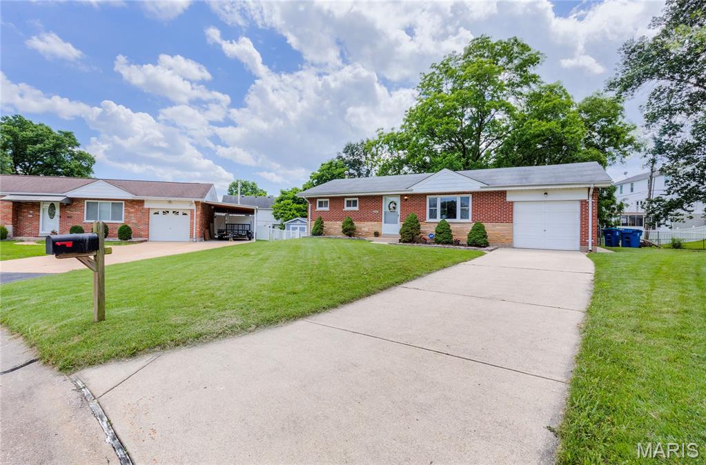 9965 Markhall Lane, Unincorporated, MO, 63123