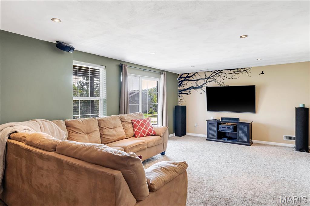 2 Doe Valley Court, O'Fallon, MO, 63366-1590