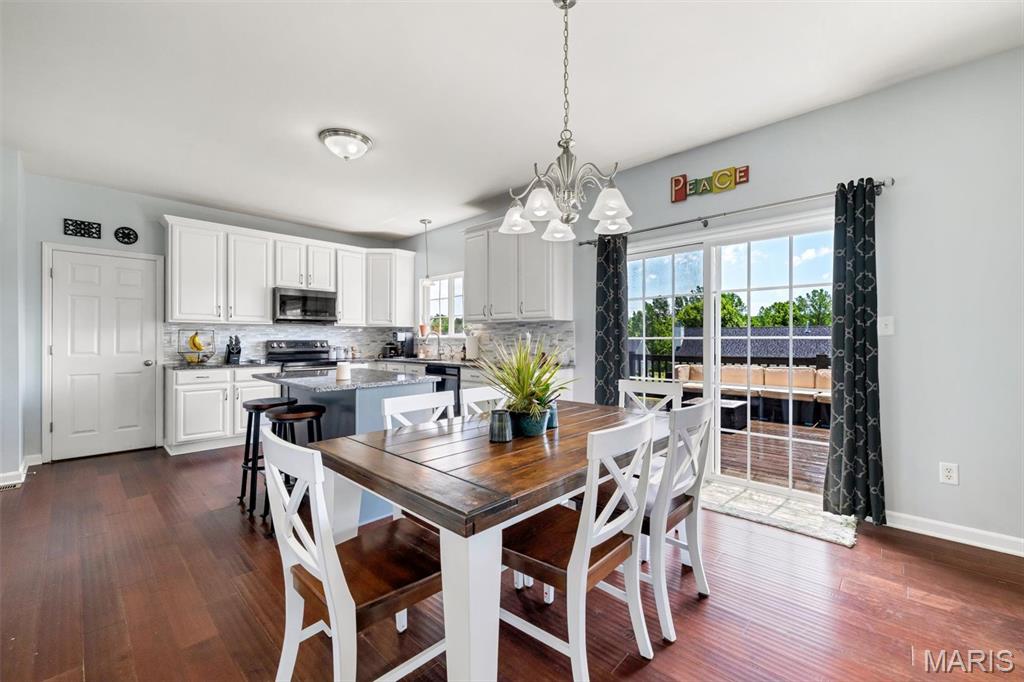 2 Doe Valley Court, O'Fallon, MO, 63366-1590
