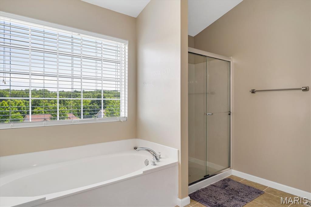 2 Doe Valley Court, O'Fallon, MO, 63366-1590