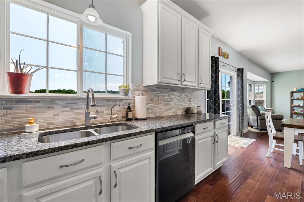 2 Doe Valley Court, O'Fallon, MO, 63366-1590