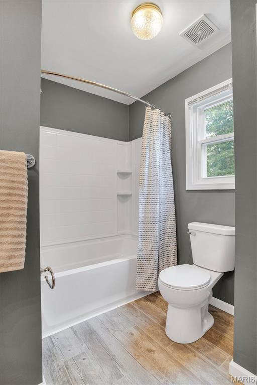 416 Richarz Drive, Fenton, MO, 63026