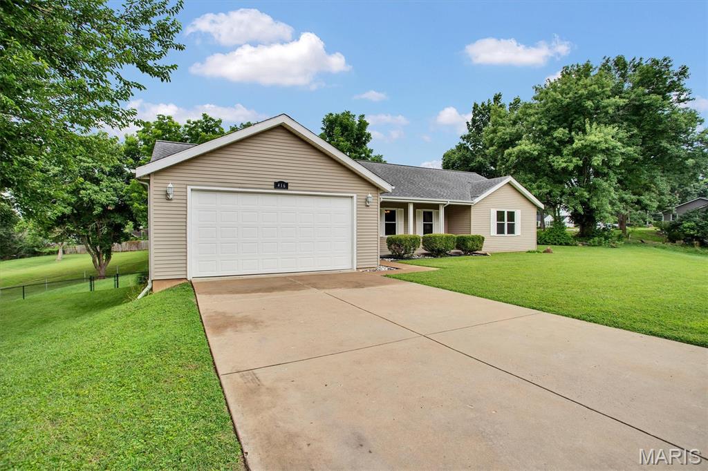 416 Richarz Drive, Fenton, MO, 63026