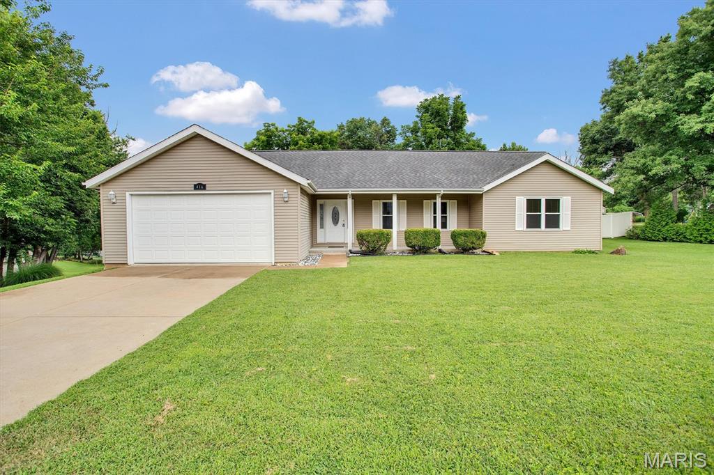 416 Richarz Drive, Fenton, MO, 63026