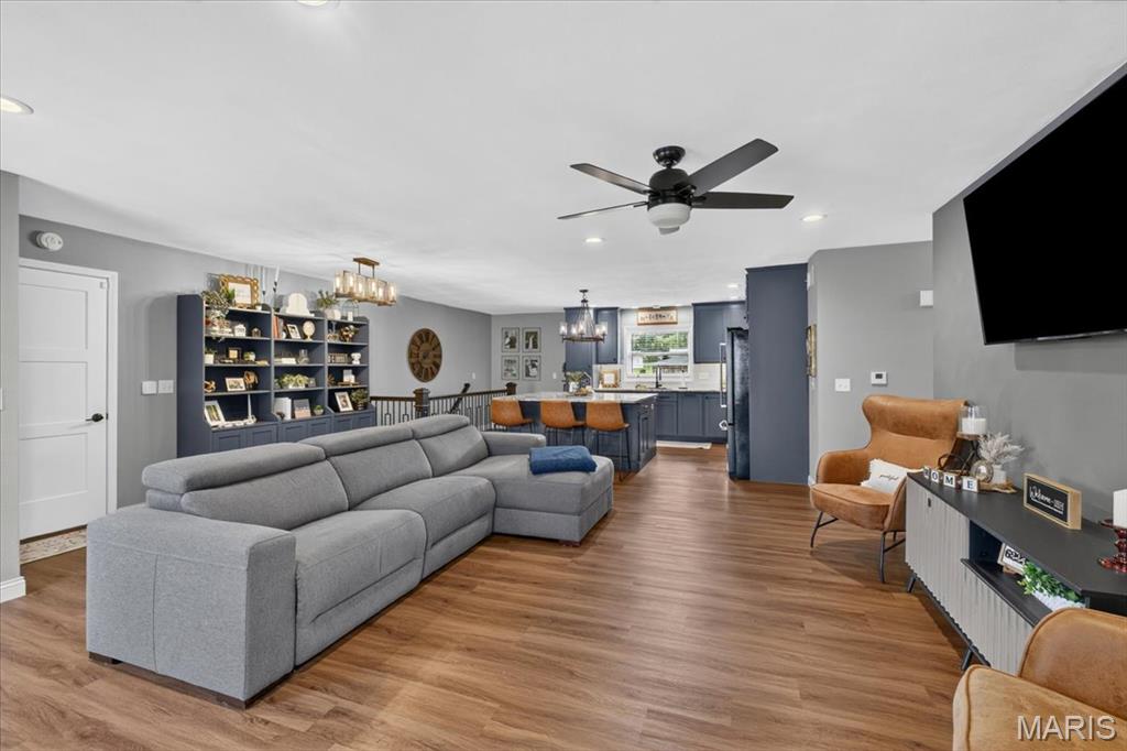 965 N Metter Avenue, Columbia, IL, 62236-1324