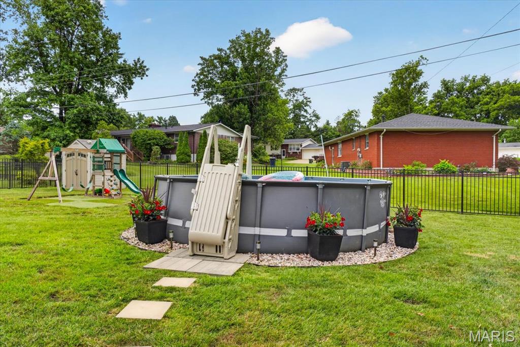 965 N Metter Avenue, Columbia, IL, 62236-1324