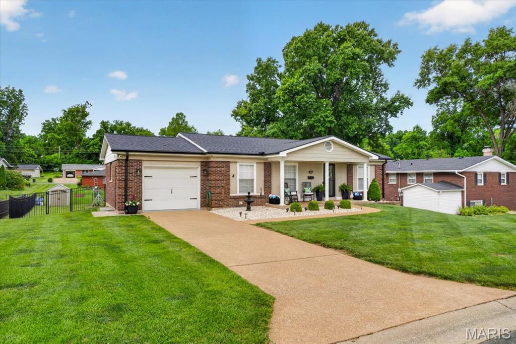 965 N Metter Avenue, Columbia, IL, 62236-1324