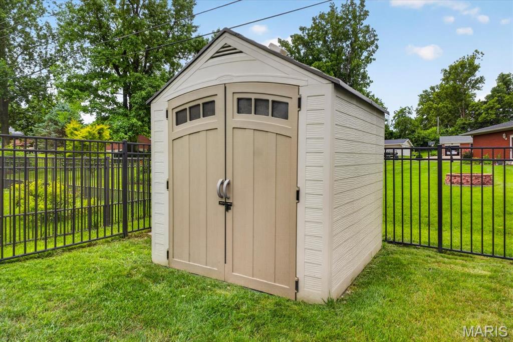 965 N Metter Avenue, Columbia, IL, 62236-1324