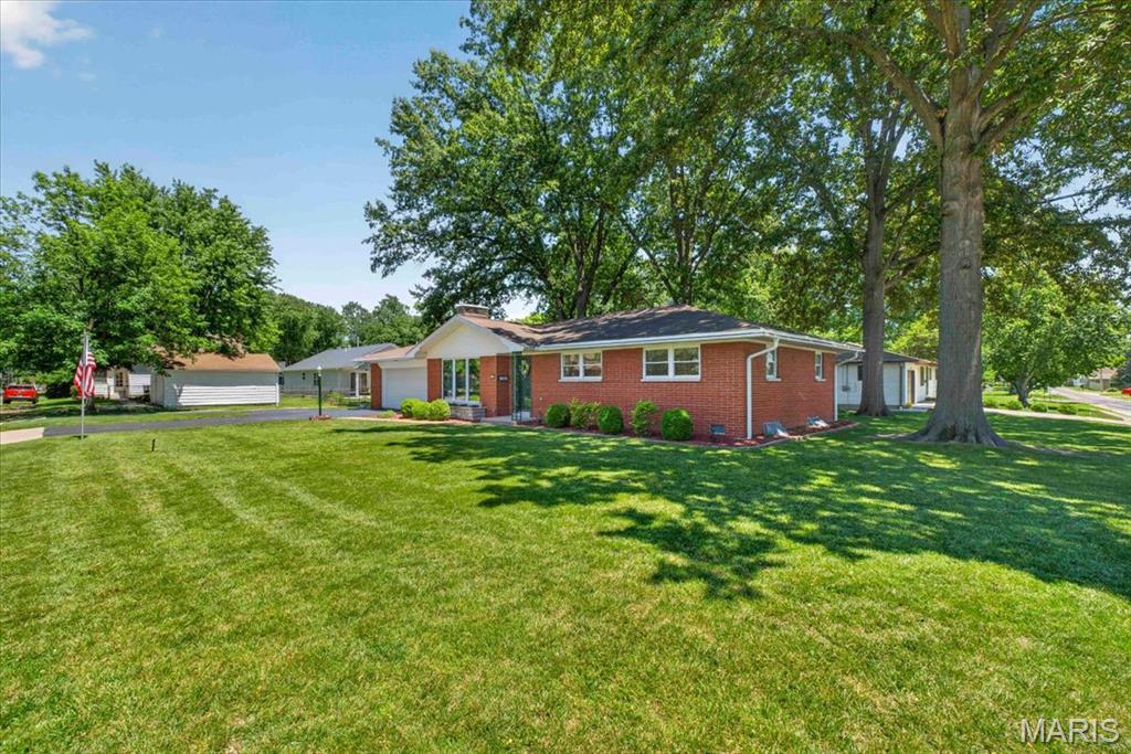 612 S Polk Street, Millstadt, IL, 62260-1328