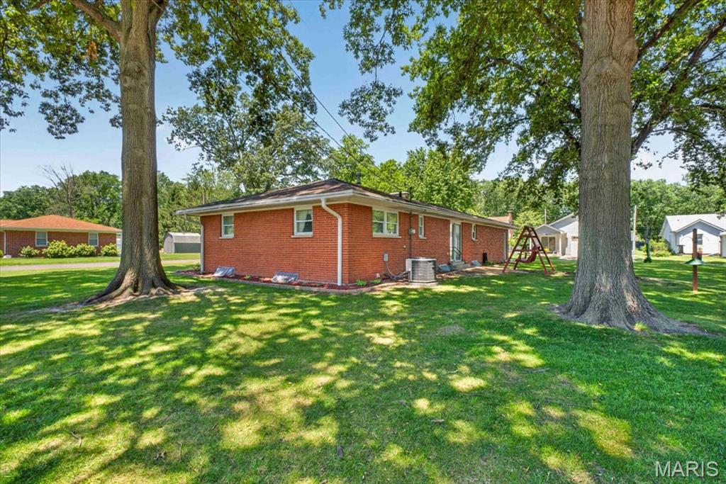 612 S Polk Street, Millstadt, IL, 62260-1328