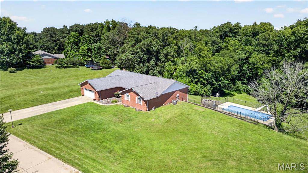 813 E Haven Drive, Waterloo, IL, 62298-2933