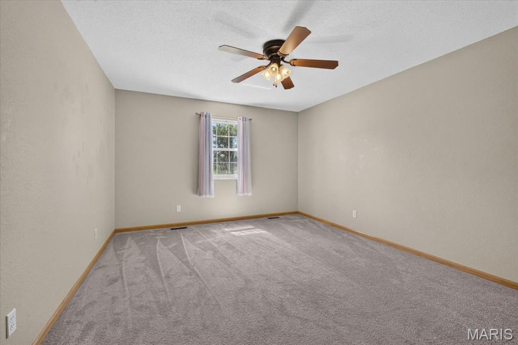 813 E Haven Drive, Waterloo, IL, 62298-2933
