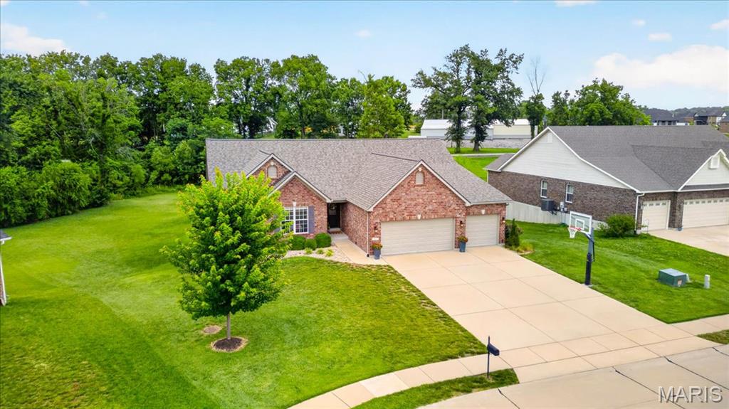 607 W Laura Court, Columbia, IL, 62236-4177